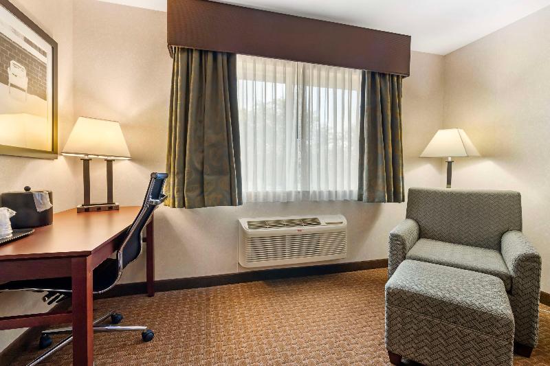Best Western Wittenberg Inn image
