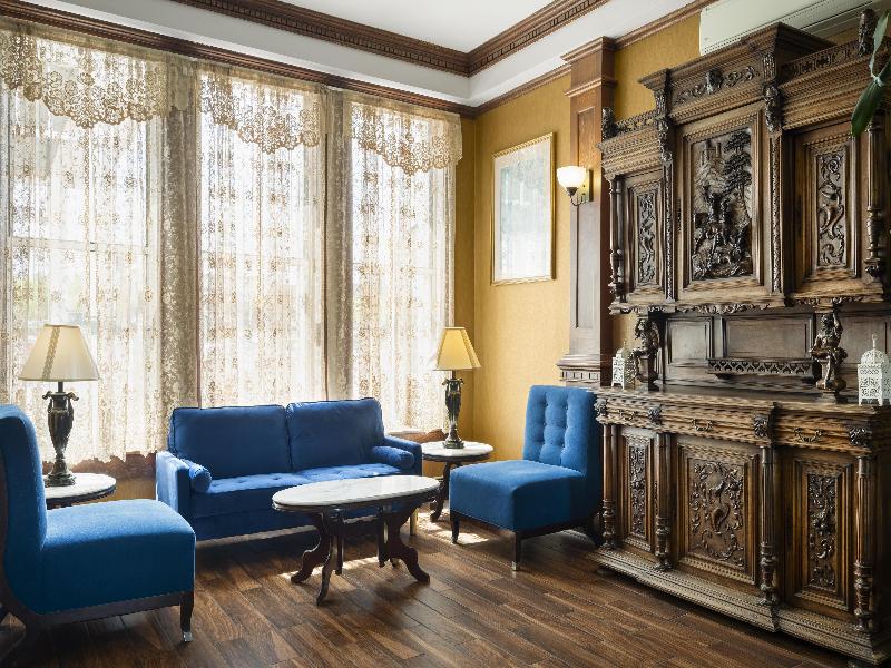 Best Western The Hotel Chequamegon image
