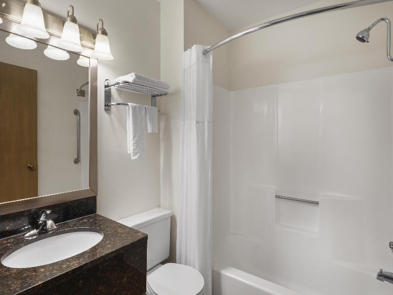 Best Western The Hotel Chequamegon image