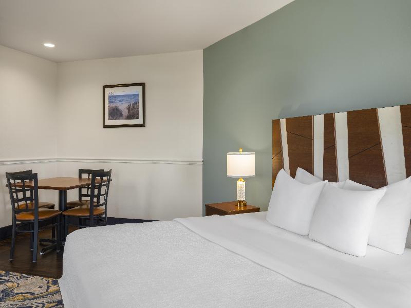 Best Western The Hotel Chequamegon image