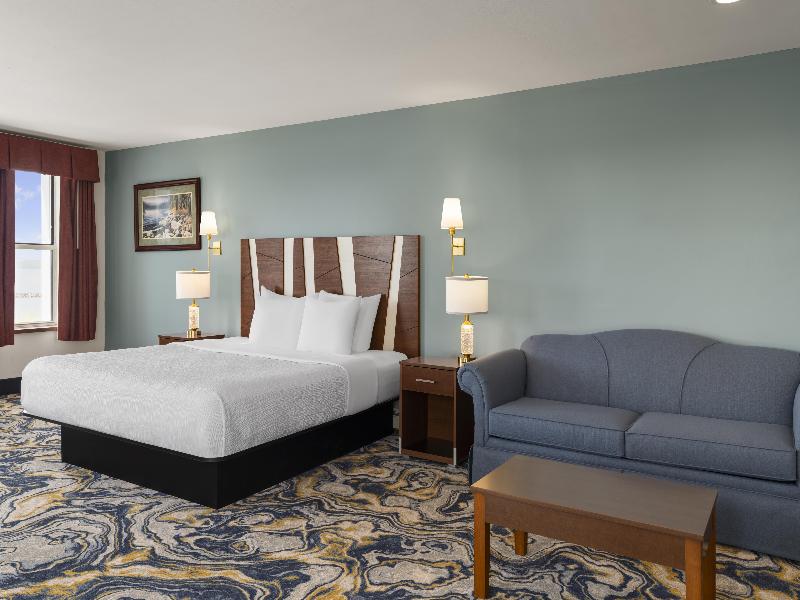 Best Western The Hotel Chequamegon image