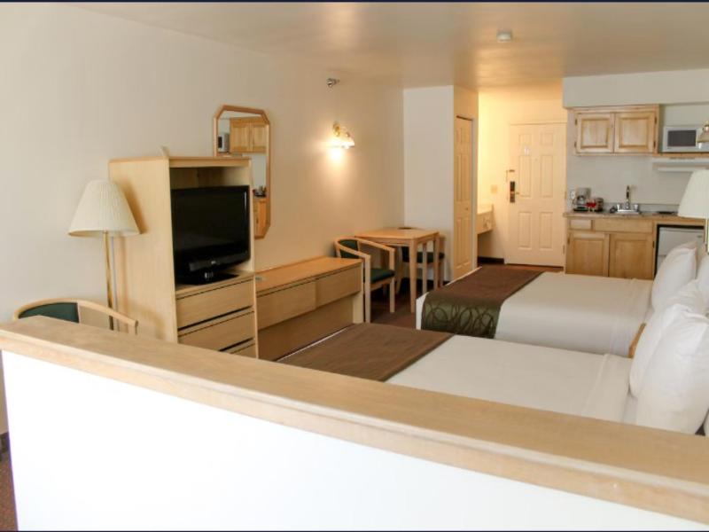 Inn at Lander - Travelodge by Wyndham image