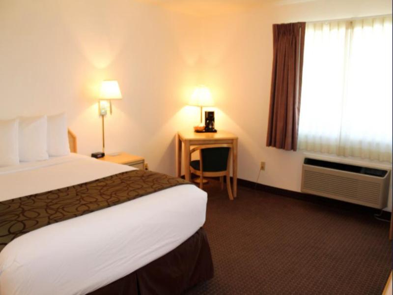 Inn at Lander - Travelodge by Wyndham image
