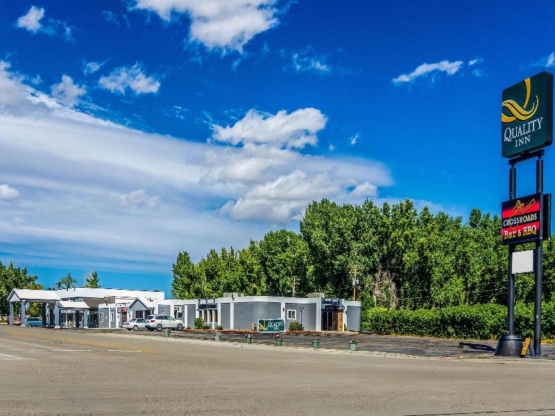 Best Western Crossroads Inn