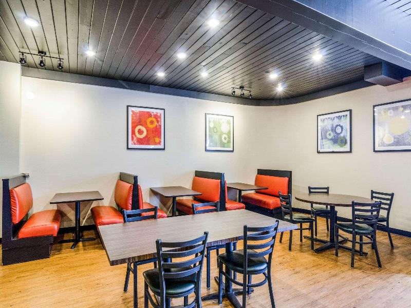 Best Western Crossroads Inn