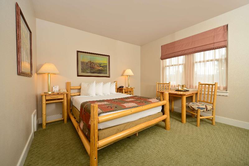 Best Western Plus Plaza Hotel image