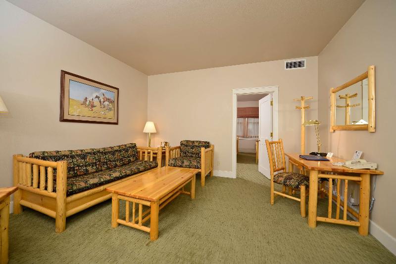 Best Western Plus Plaza Hotel image