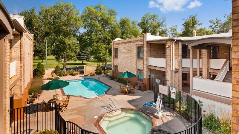 Best Western Plus Plaza Hotel image