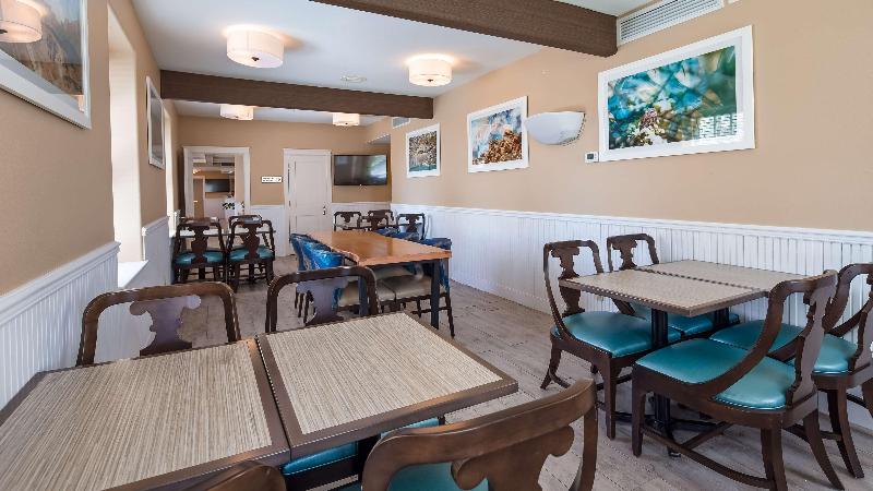 Best Western Plus Plaza Hotel image