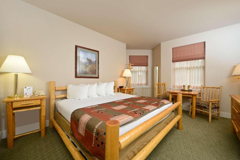 Best Western Plus Plaza Hotel image