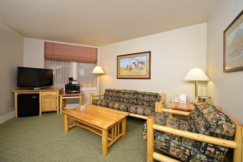 Best Western Plus Plaza Hotel image