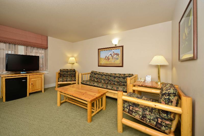 Best Western Plus Plaza Hotel image
