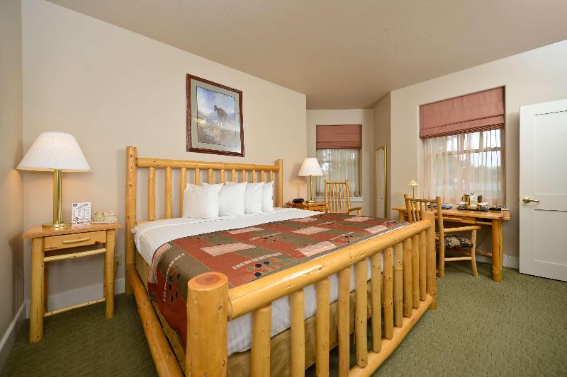 Best Western Plus Plaza Hotel image
