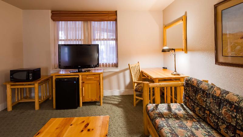 Best Western Plus Plaza Hotel image