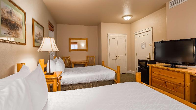 Best Western Plus Plaza Hotel image