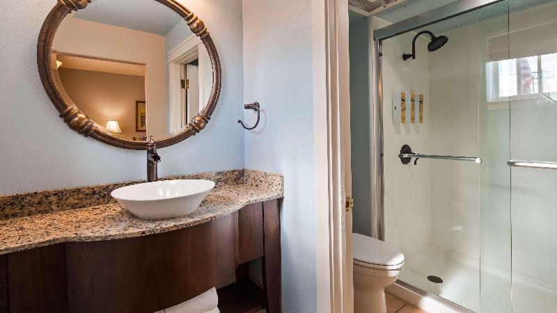 Best Western Plus Plaza Hotel image