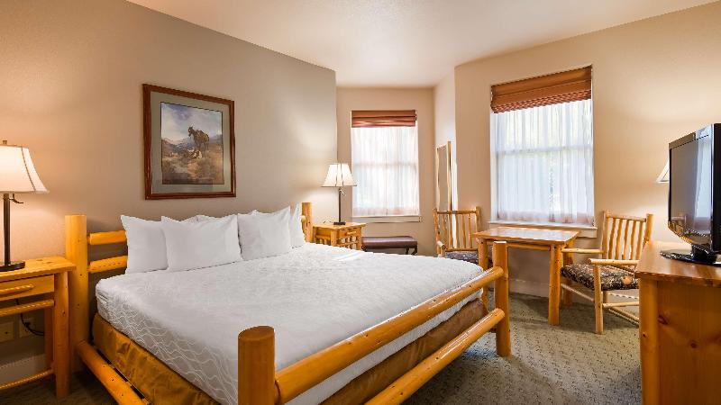 Best Western Plus Plaza Hotel image