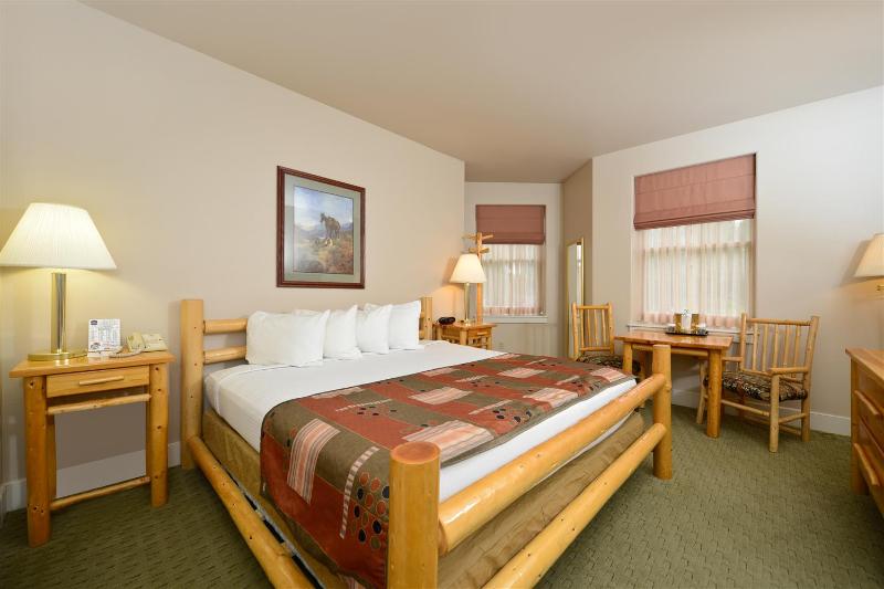 Best Western Plus Plaza Hotel image