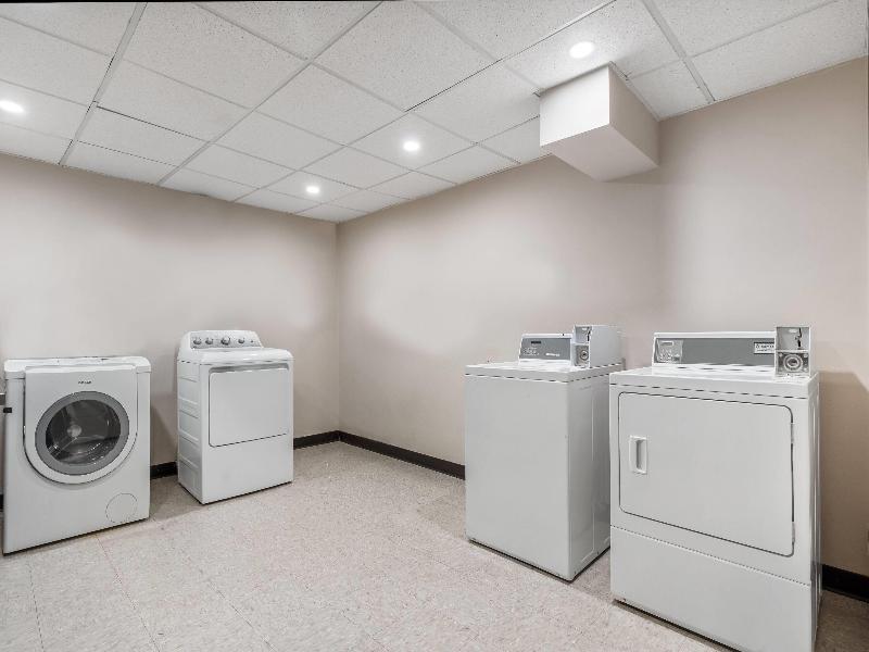 Days Inn By Wyndham Airdrie, Airdrie
