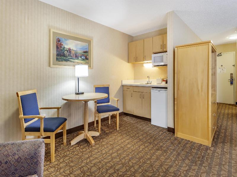 Best Western Cold Lake Inn image