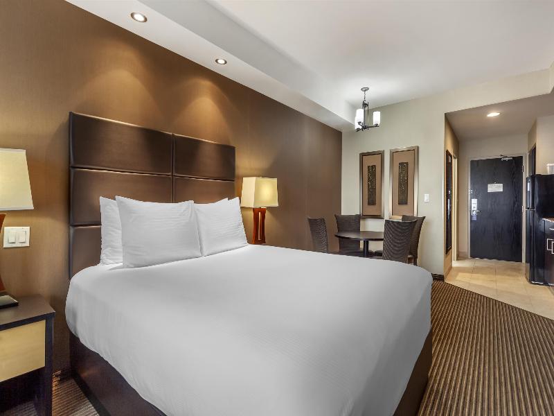 Best Western Cold Lake Inn image
