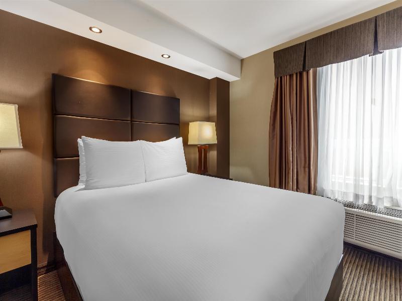 Best Western Cold Lake Inn image