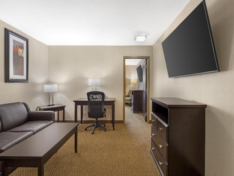 Best Western Bonnyville Inn & Suites image