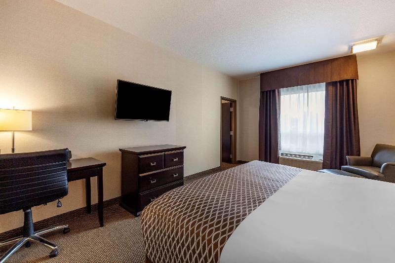 Best Western Plus The Inn at St. Albert Best Western Plus The Inn at St. Albert