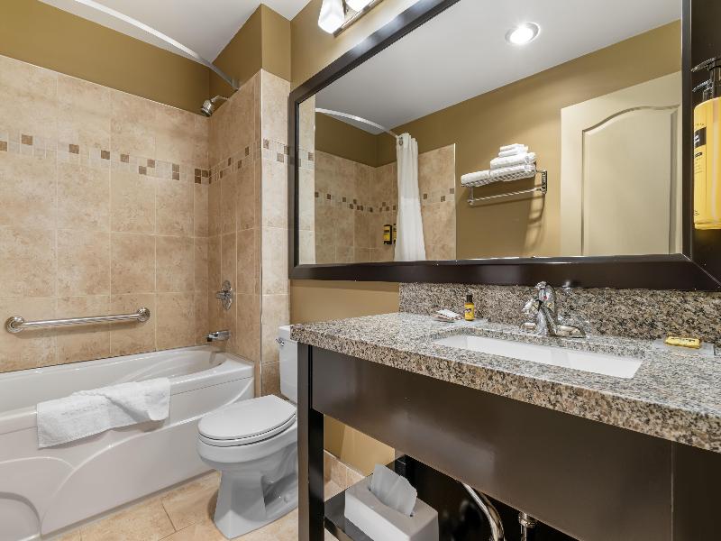 Best Western Plus Baker Street Inn image