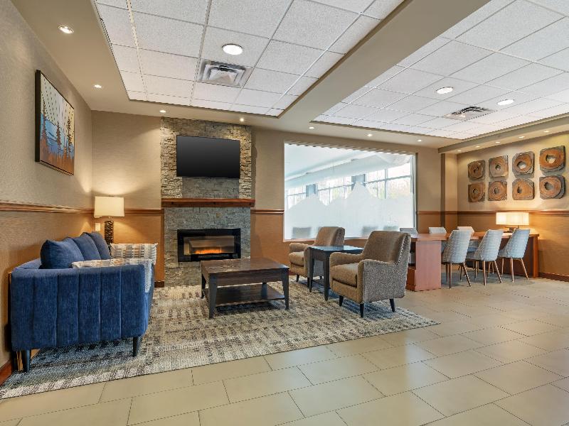 Best Western Plus Mission City Lodge image