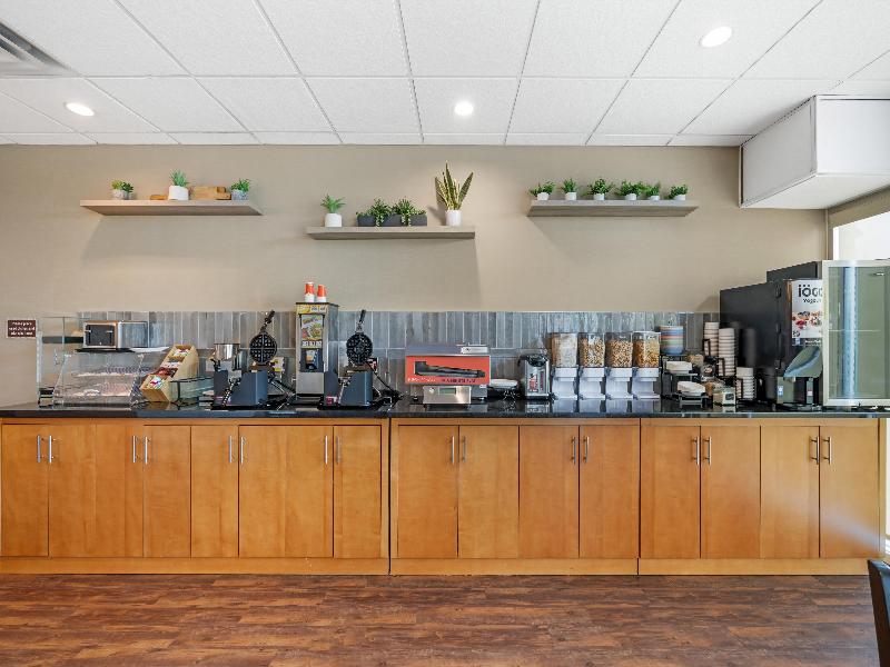 Best Western Plus Mission City Lodge image