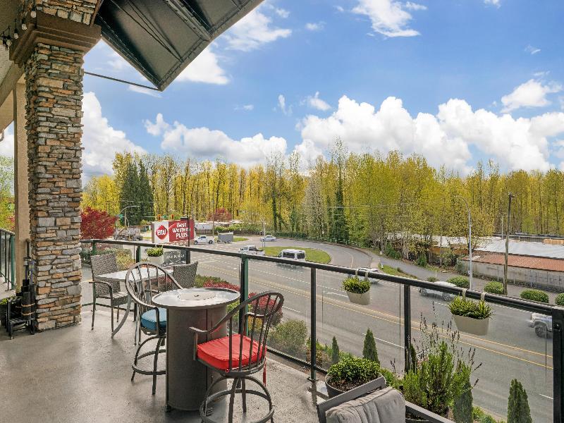 Best Western Plus Mission City Lodge image