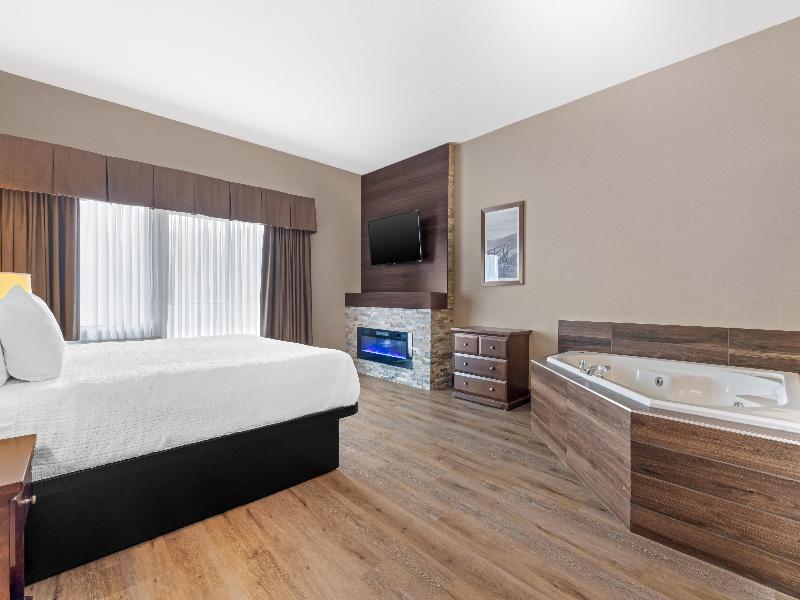 Best Western Plus Mission City Lodge image 1