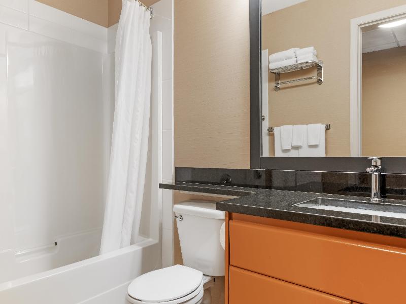 Best Western Plus Mission City Lodge image