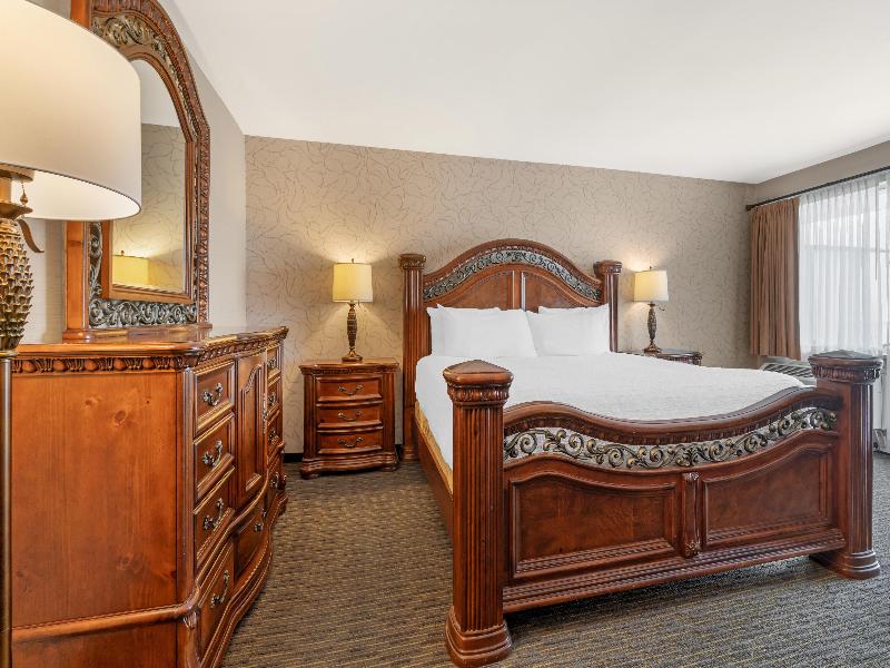 Best Western Plus Mission City Lodge image