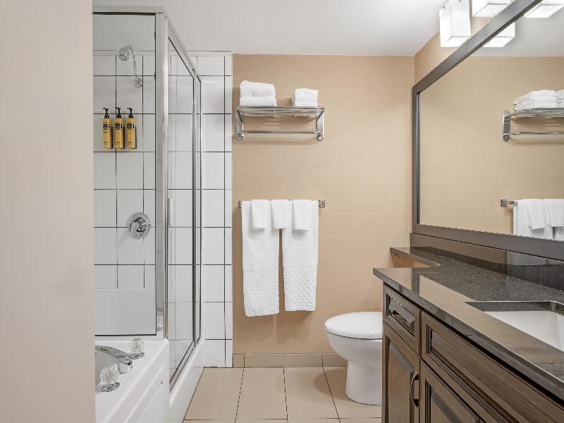 Best Western Plus Mission City Lodge image 8