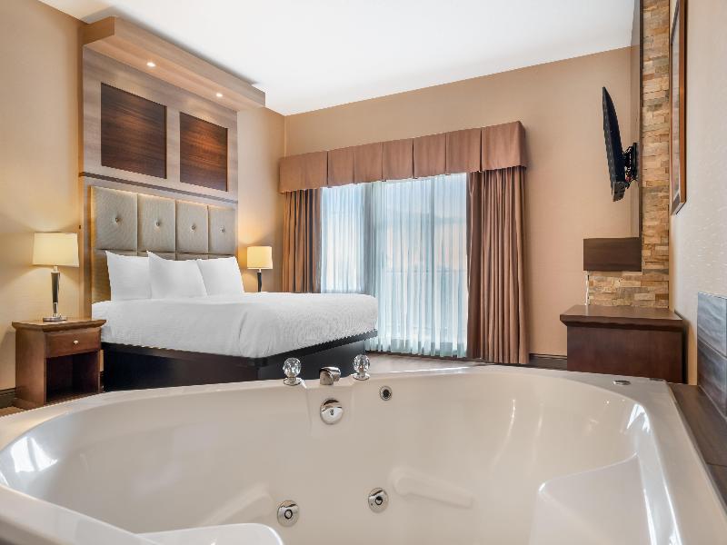 Best Western Plus Mission City Lodge image