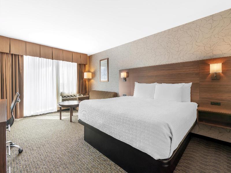 Best Western Plus Mission City Lodge image