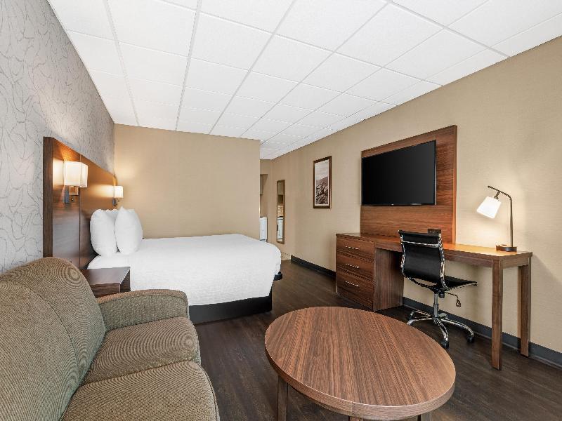 Best Western Plus Mission City Lodge image
