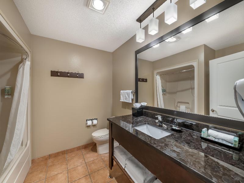 Best Western Sicamous Inn image
