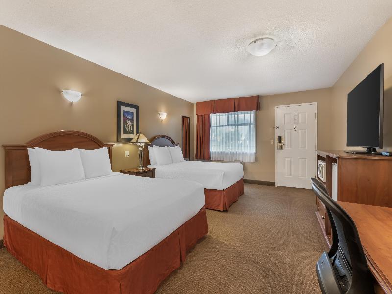 Best Western Sicamous Inn image