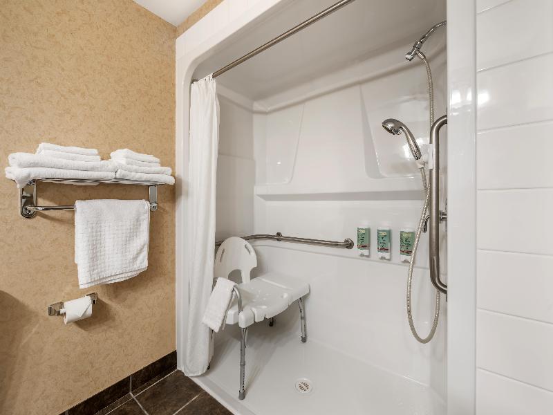 Best Western Sicamous Inn image
