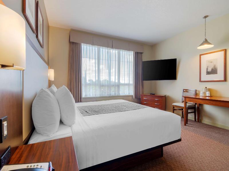 Best Western Plus Chemainus Inn image