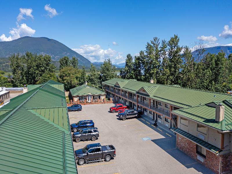 SureStay Plus by Best Western Salmon Arm image