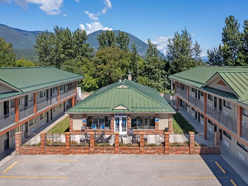 SureStay Plus by Best Western Salmon Arm image