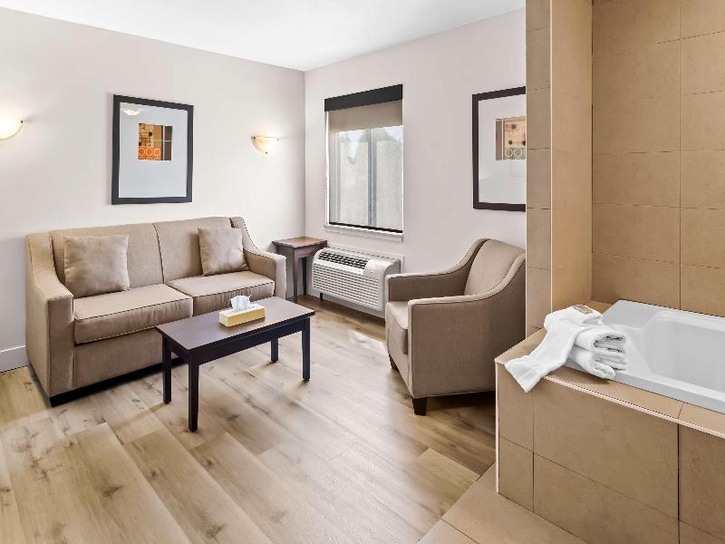 Best Western Maple Ridge Hotel image