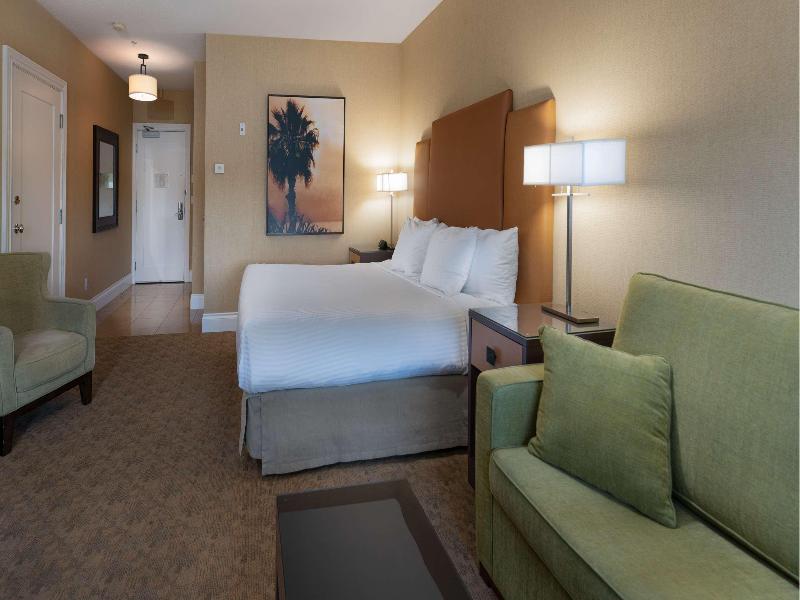 Prestige Oceanfront Resort image