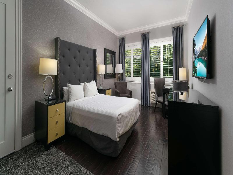 Prestige Oceanfront Resort image