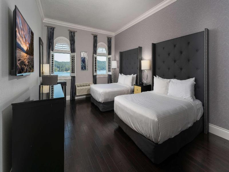 Prestige Oceanfront Resort image