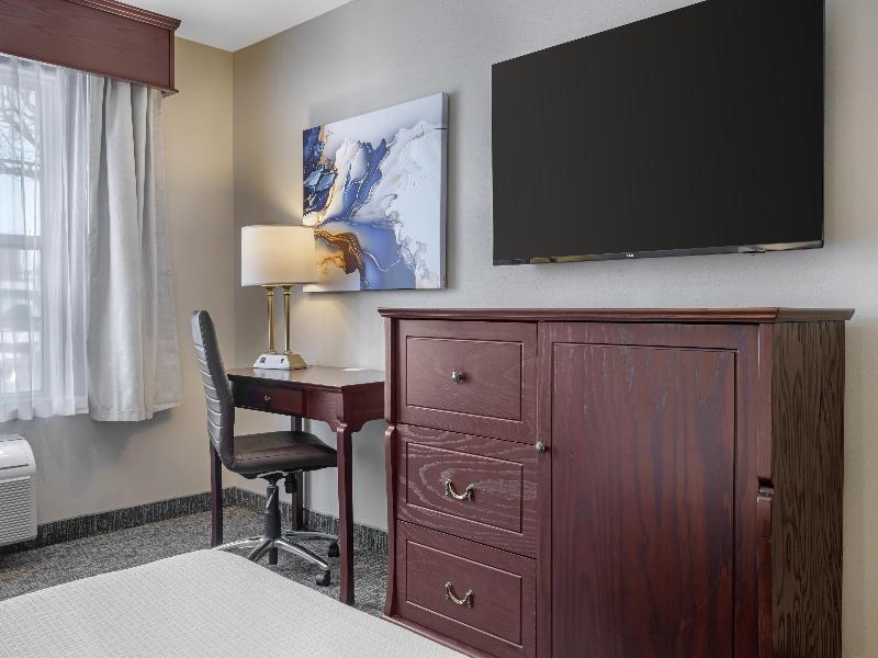Best Western Plus Grand-Sault Hotel & Suites image